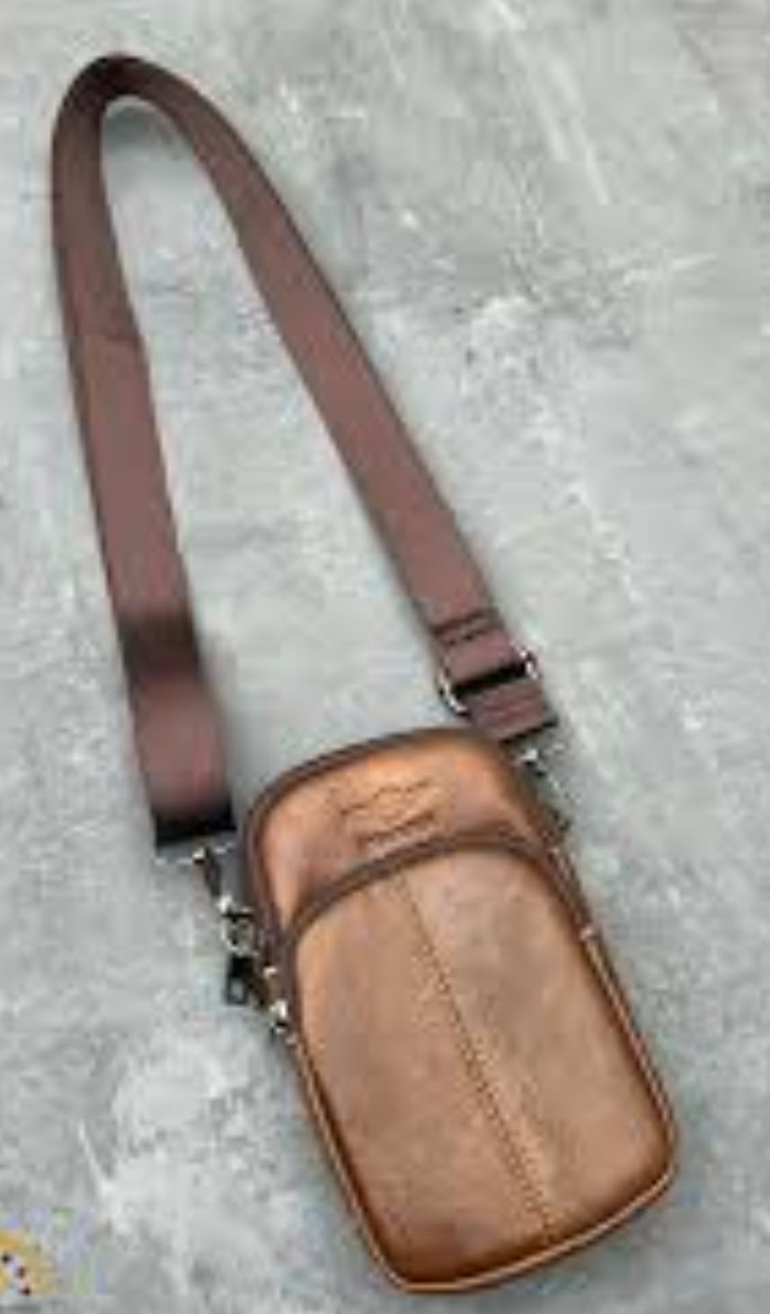 BANDOLERA MASCULINA DE CUERO