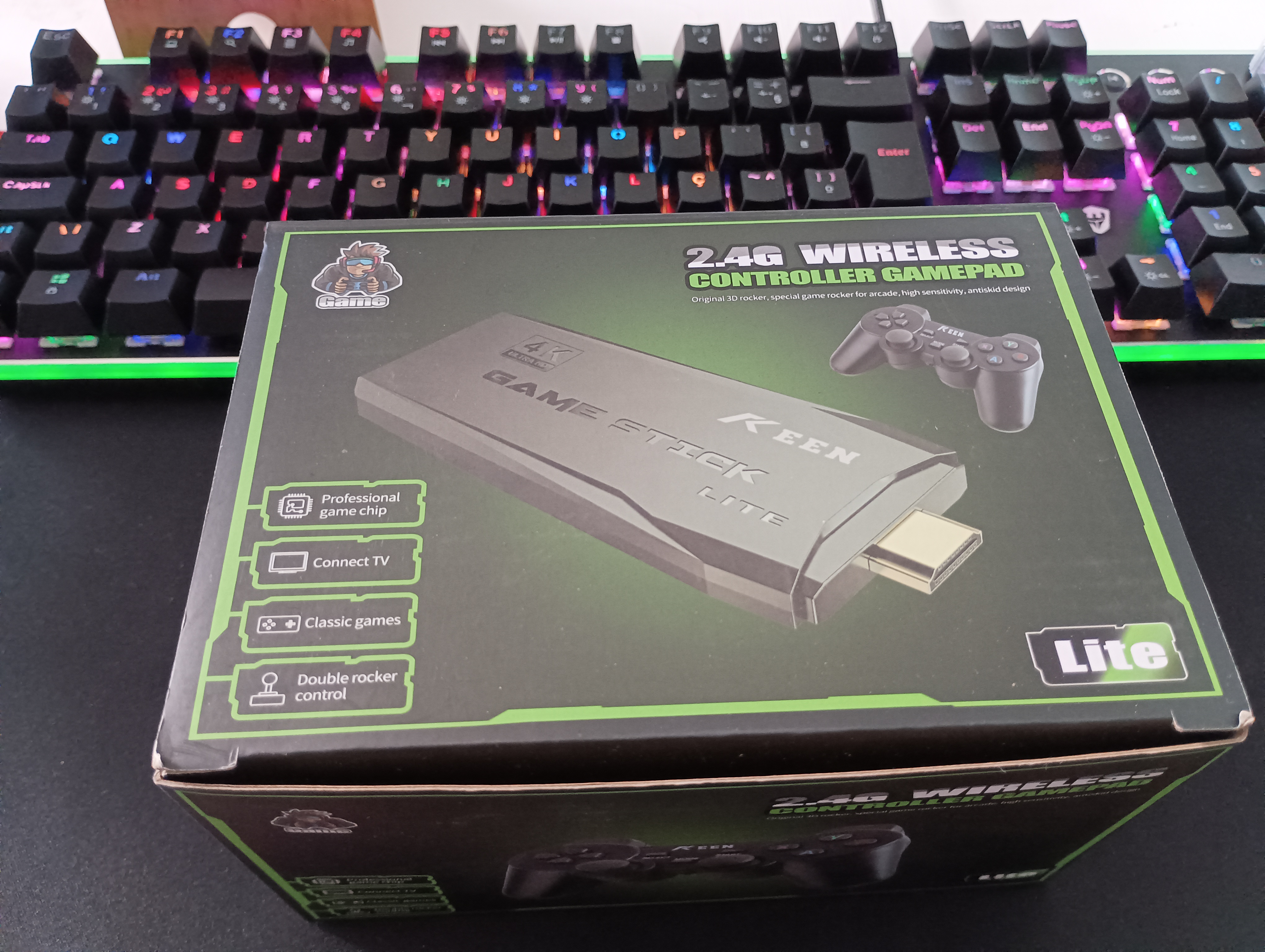 CONSOLA DE JUEGOS RETRO CON DOS CONTROLE